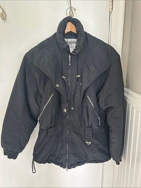 Fera Women’s Vintage Skiwear Jacket